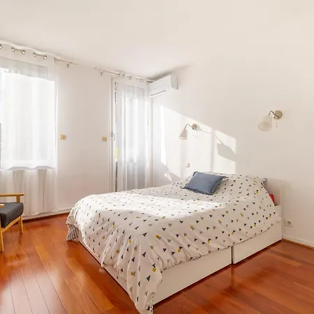Spacious House - Close To Center